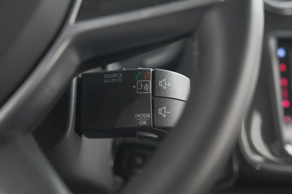 Dacia Logan MCV 0.9 TCe SL Royaal | Trekhaak | Apple Carplay | Parkeersensoren | Airco