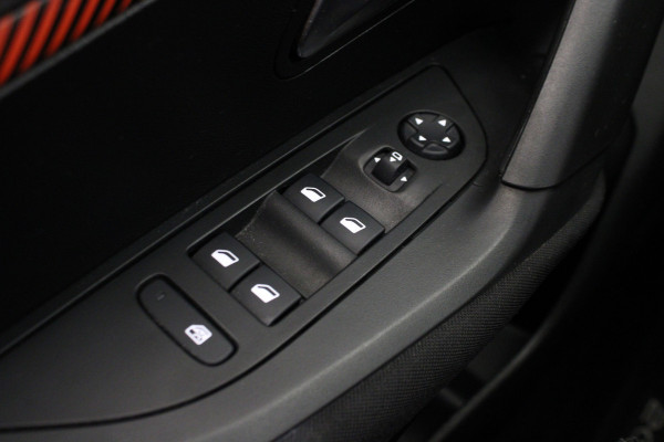 Peugeot 2008 1.2 PureTech Active Pack