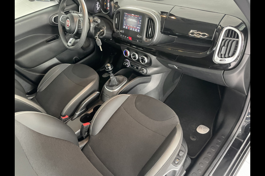 Fiat FIAT 500L L1AE Cruise control - Airco - Navigatie - Trekhaak - Parkeersensoren voor en achter - Stoelverwarming - Bluetooth - Mistlampen voor - Multifunctioneel stuurwiel - Licht metalen 17 inch - U-connect