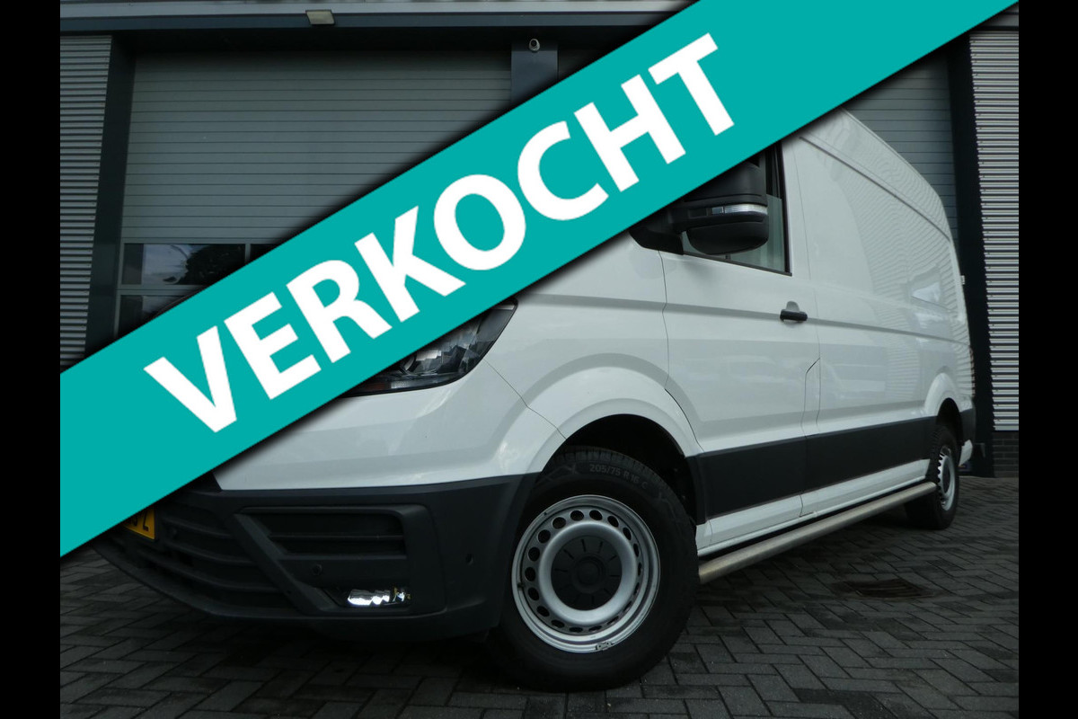 Volkswagen Crafter 35 2.0 TDI 180 pk L3H3 ( L2H2) airco, apple carplay ,camera ,trekhaak