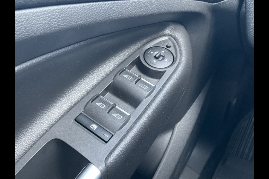 Ford Kuga 1.5 EcoBoost Trend Ultimate Nav/Cruise Stoel/Stuurverw Elek.Klep Voll.Onderhouden!