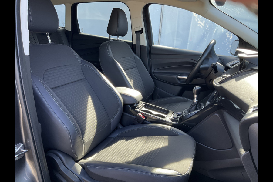 Ford Kuga 1.5 EcoBoost Trend Ultimate Nav/Cruise Stoel/Stuurverw Elek.Klep Voll.Onderhouden!