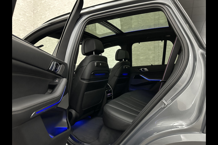 BMW X5 50e *7x Op Voorraad* M-Sport Pro | 360 Camera | Sky-Lounge Pano | ACC | Comfortstoelen | Indiv. Leder | Massage | Stoelventilati 4-Zone Clima | Trekhaak | 22'' | Head-Up | Keyless-Entry | Harman-Kardon | Stoelverwarming V+A | M-Gordels | Glaspook | Stuurverwarming | Iconic-Glow | Luchtvering | Zonwering | Carplay | Beker Clima |