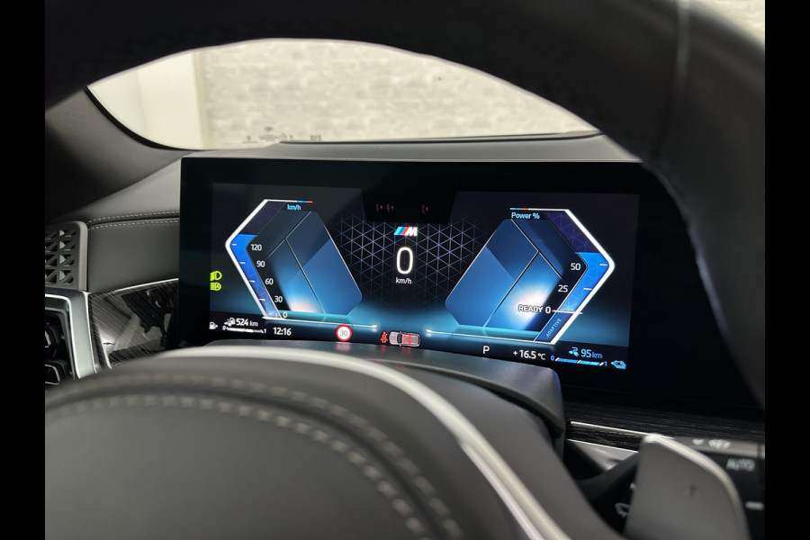 BMW X5 50e *7x Op Voorraad* M-Sport Pro | 360 Camera | Sky-Lounge Pano | ACC | Comfortstoelen | Indiv. Leder | Massage | Stoelventilati 4-Zone Clima | Trekhaak | 22'' | Head-Up | Keyless-Entry | Harman-Kardon | Stoelverwarming V+A | M-Gordels | Glaspook | Stuurverwarming | Iconic-Glow | Luchtvering | Zonwering | Carplay | Beker Clima |