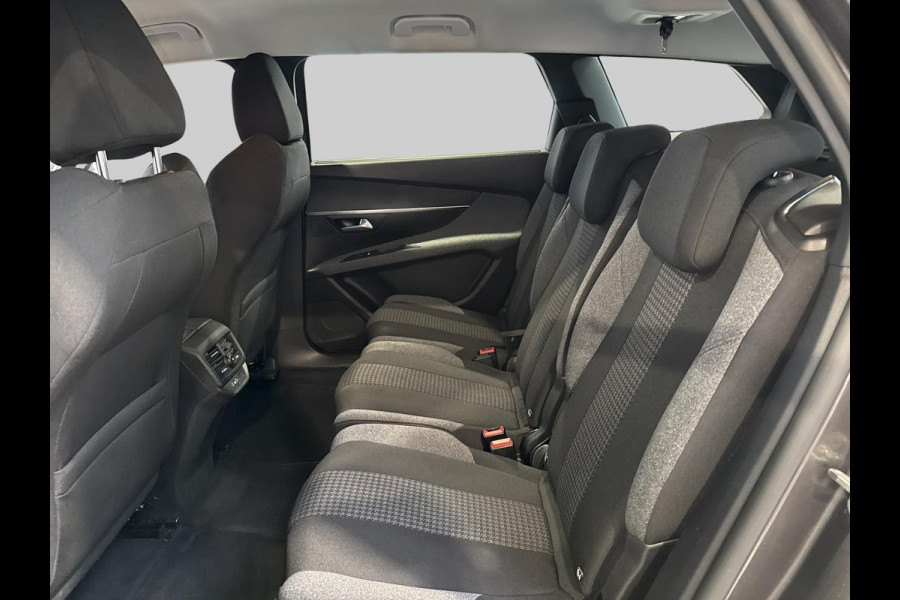 Peugeot 5008 1.2 PureTech Active Pack Business 7-ZITTER Peugeot 5008 1.2 PureTech Active Pack Business 7-ZITTER