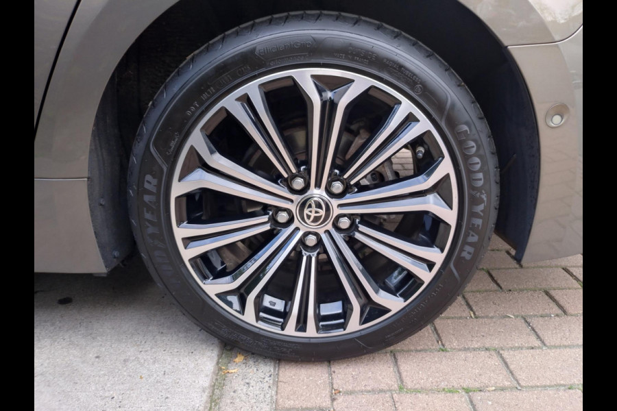 Toyota Corolla Touring Sports 1.8 Hybrid Dynamic dealer onderhouden