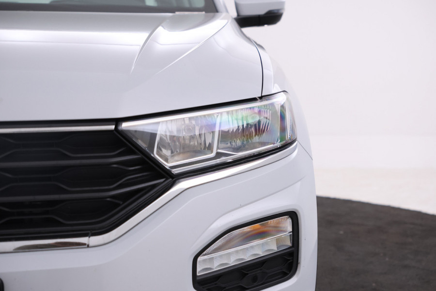 Volkswagen T-Roc 1.6 TDI Style Elektrische achterklep, apple carplay, climate,