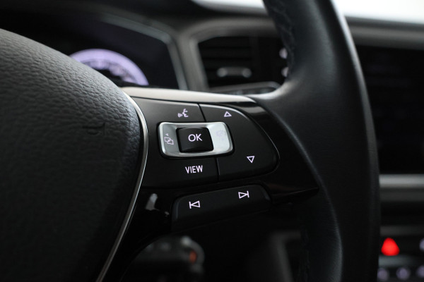Volkswagen T-Roc 1.6 TDI Style Elektrische achterklep, apple carplay, climate,