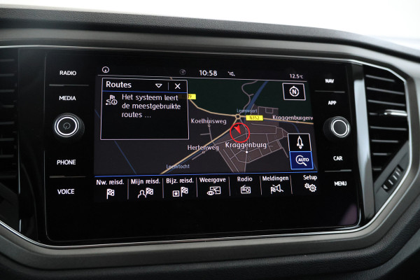 Volkswagen T-Roc 1.6 TDI Style Elektrische achterklep, apple carplay, climate,