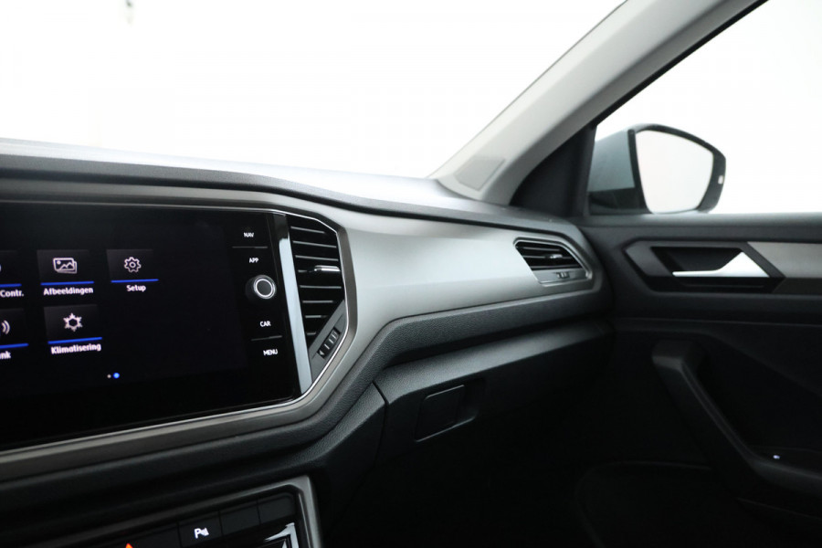 Volkswagen T-Roc 1.6 TDI Style Elektrische achterklep, apple carplay, climate,
