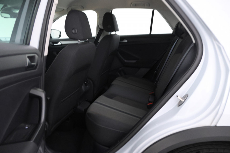 Volkswagen T-Roc 1.6 TDI Style Elektrische achterklep, apple carplay, climate,