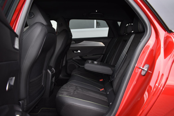 Peugeot 308 SW 1.2 130PK Aut. PureTech GT | Navi | Stoelverw. | 360 camera | Incl. garantie