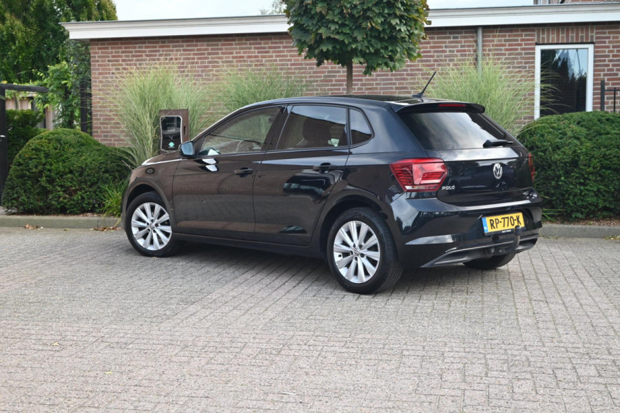 Volkswagen Polo 1.0 TSI Highline 95 PK Adaptive Afn. Trekhaak App-Connect Clima 16''