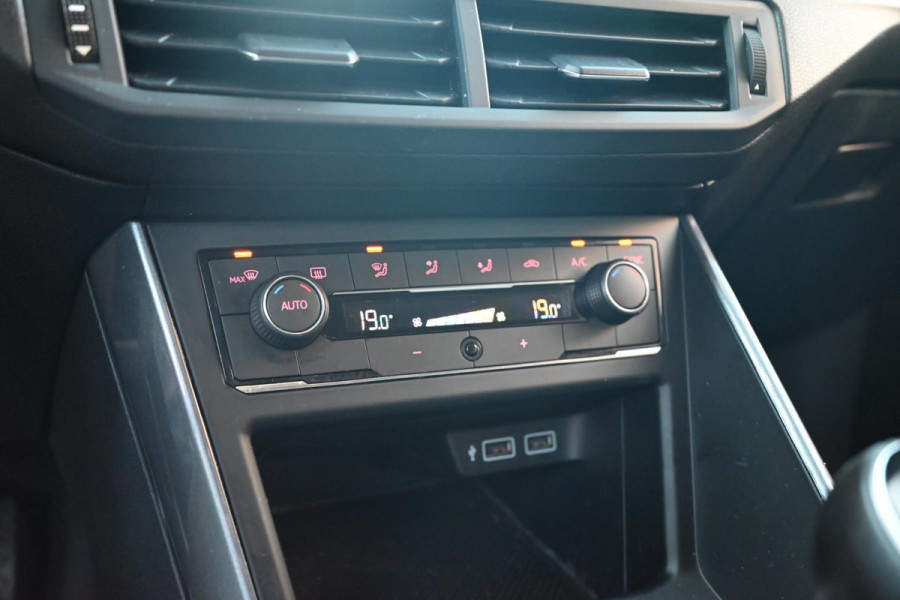 Volkswagen Polo 1.0 TSI Highline 95 PK Adaptive Afn. Trekhaak App-Connect Clima 16''