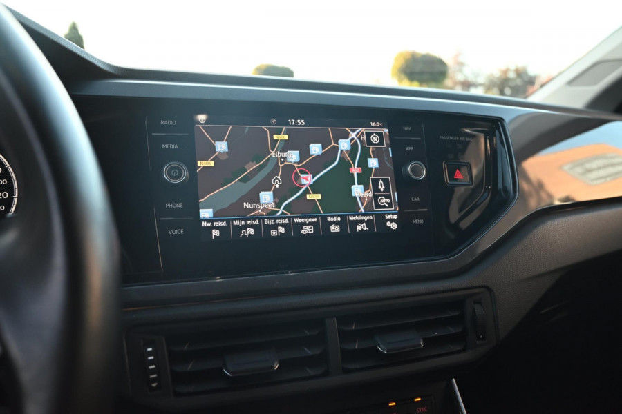 Volkswagen Polo 1.0 TSI Highline 95 PK Adaptive Afn. Trekhaak App-Connect Clima 16''