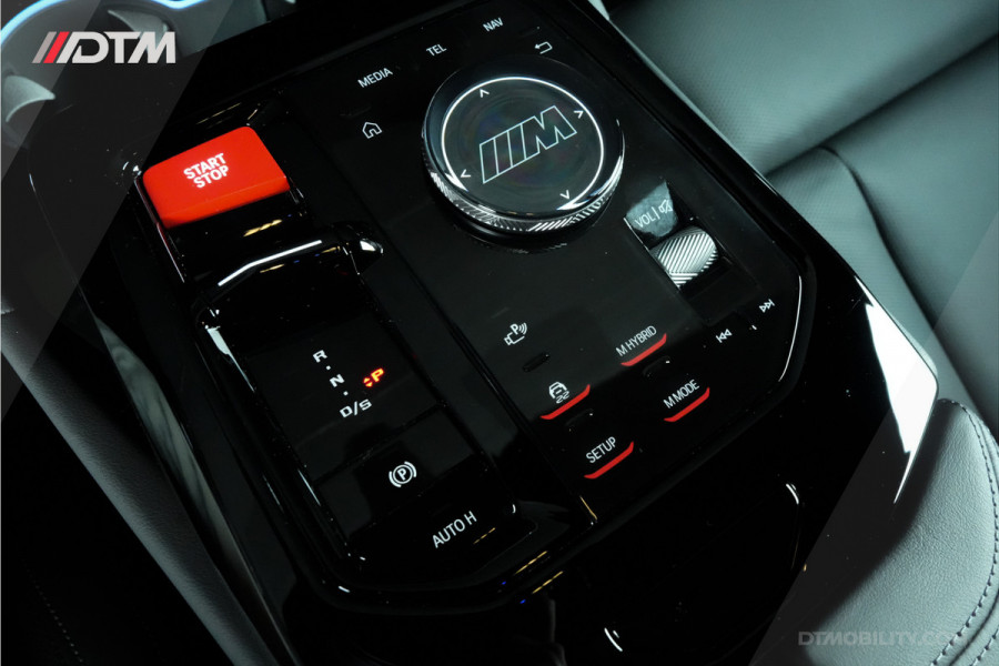 BMW 5 Serie Touring M5 | Drivers Package | Keramisch | Origineel Nederlands | 1e eigenaar | Carbon
