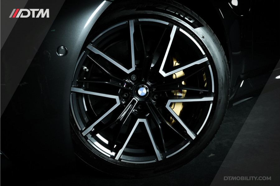 BMW 5 Serie Touring M5 | Drivers Package | Keramisch | Origineel Nederlands | 1e eigenaar | Carbon