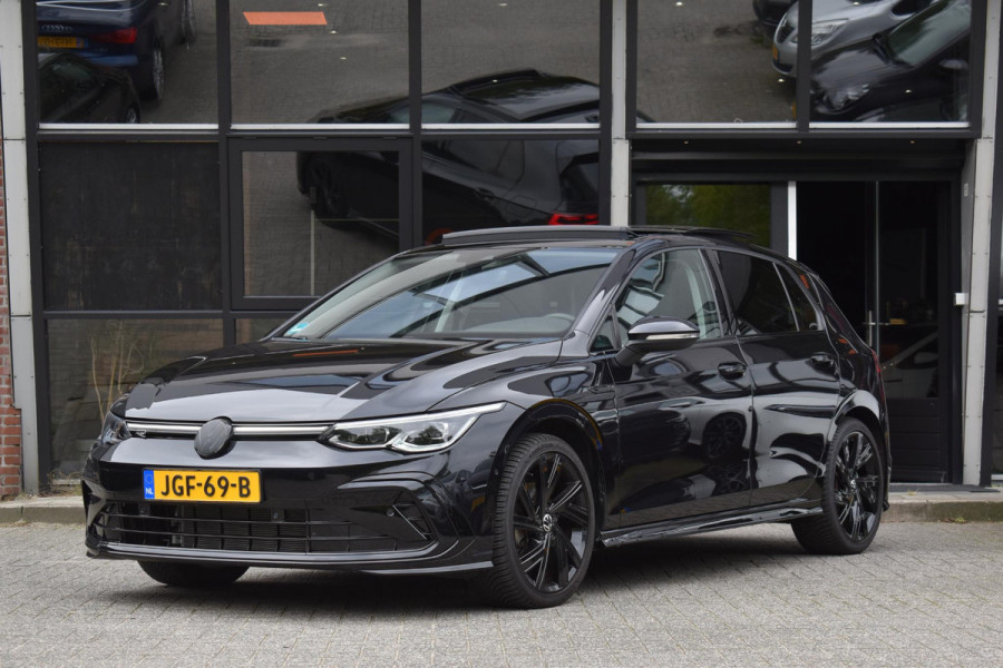 Volkswagen Golf 1.5 eTSI R-Line Business+ Pano Lane ACC Stuurvw Sfeer
