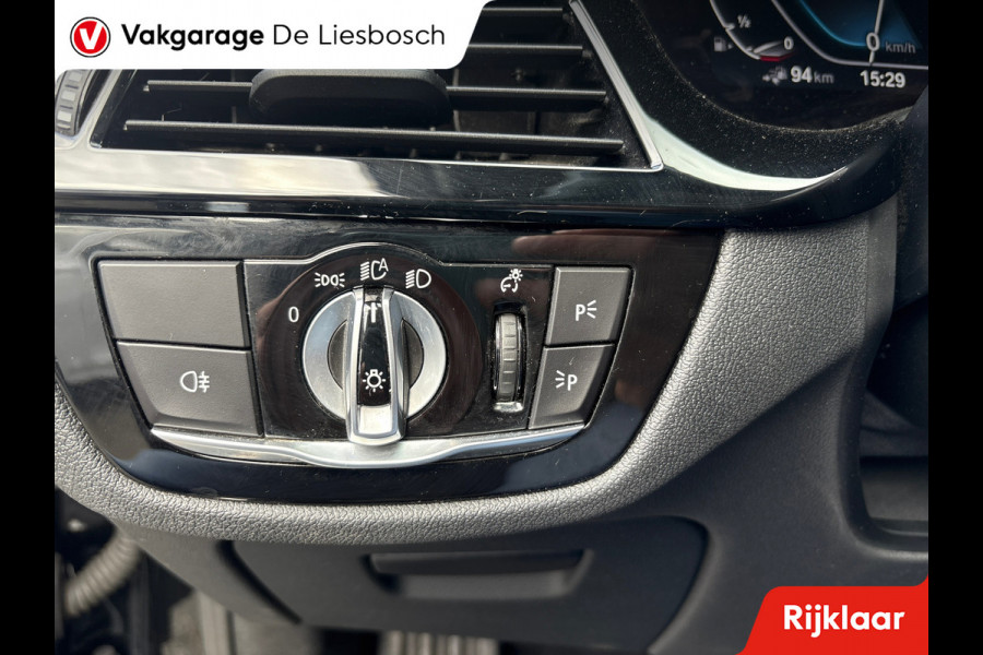 BMW 5 Serie Touring 530e xDrive High Executive/leer/pano/navi/trekhaak/apple carplay