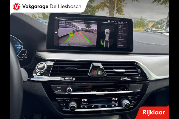 BMW 5 Serie Touring 530e xDrive High Executive/leer/pano/navi/trekhaak/apple carplay