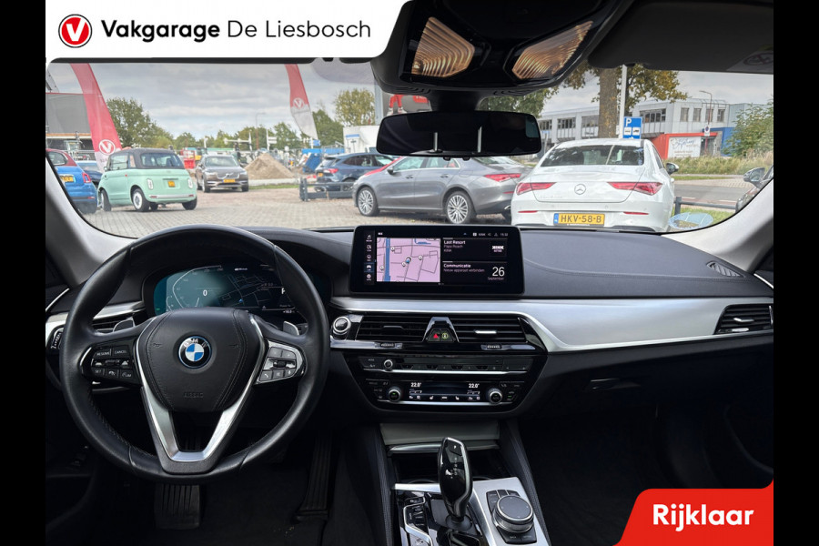 BMW 5 Serie Touring 530e xDrive High Executive/leer/pano/navi/trekhaak/apple carplay