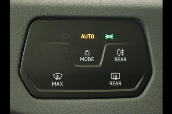 Volkswagen ID.3 Pro 58 kWh | Carplay | Navigatie | Sfeerverlichting | DAB | Full LED | Parkeerhulp | Climate control | Bluetooth