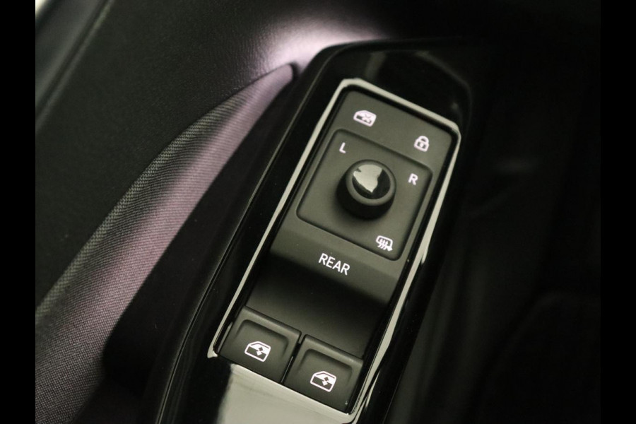 Volkswagen ID.3 Pro 58 kWh | Carplay | Navigatie | Sfeerverlichting | DAB | Full LED | Parkeerhulp | Climate control | Bluetooth