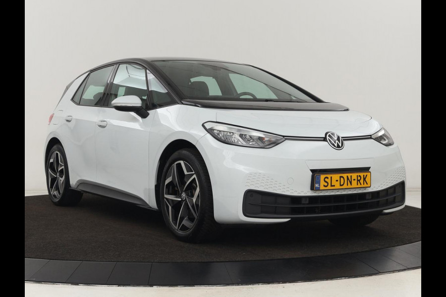 Volkswagen ID.3 Pro 58 kWh | Carplay | Navigatie | Sfeerverlichting | DAB | Full LED | Parkeerhulp | Climate control | Bluetooth