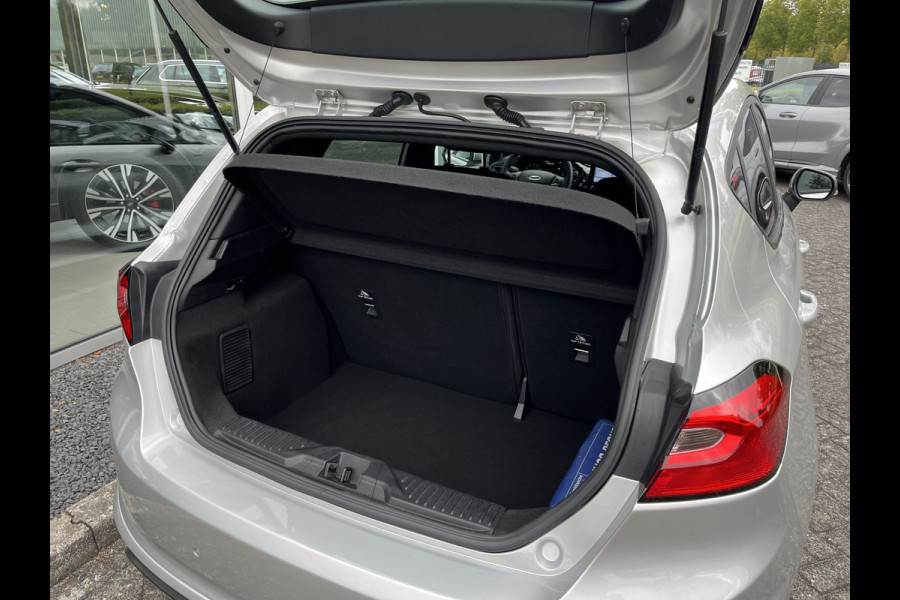 Ford Fiesta 1.0 EcoBoost ST-Line X 100pk/74kW 6-bak | Driver Assistance Pack | Parking Pack | Winter Pack | Adapt. Cruise | Camera |
