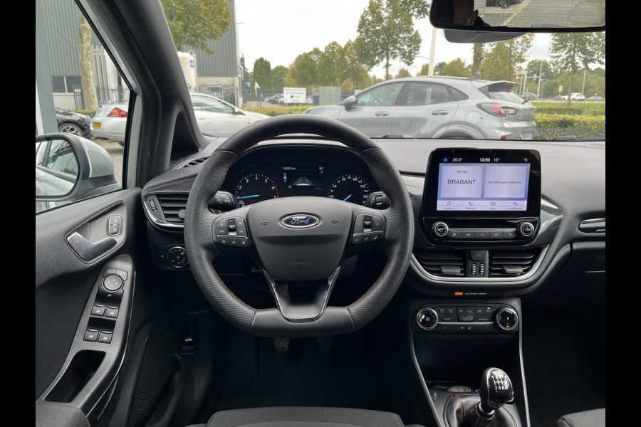 Ford Fiesta 1.0 EcoBoost ST-Line X 100pk/74kW 6-bak | Driver Assistance Pack | Parking Pack | Winter Pack | Adapt. Cruise | Camera |
