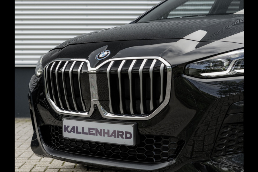 BMW 2 Serie Active Tourer 225e xDrive - M-Sport - Pano - 360 Camera - Head-up BMW 2 Serie Active Tourer 225e xDrive - M-Sport - Pano - 360 Camera - Head-up