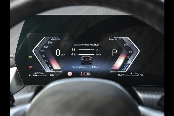 BMW 2 Serie Active Tourer 225e xDrive - M-Sport - Pano - 360 Camera - Head-up BMW 2 Serie Active Tourer 225e xDrive - M-Sport - Pano - 360 Camera - Head-up