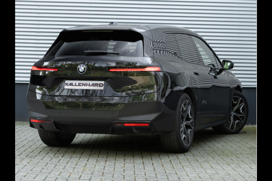 BMW iX xDrive40 - Driving Ass Prof - Harman Kardon - Stoelventilatie