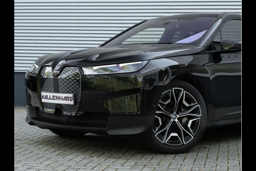 BMW iX xDrive40 - Driving Ass Prof - Harman Kardon - Stoelventilatie