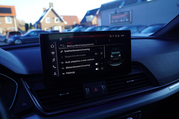 Audi Q5 Sportback 55 TFSI e S edition | Matrix | Luchtvering | Audi Drive Select | Adaptieve Cruise | 2 x S-line | Virtual | LED | Audi Q5 Sportback 55 TFSI e S edition | Matrix | Luchtvering | Audi Drive Select | Adaptieve Cruise | 2 x S-line | Virtual | LED |