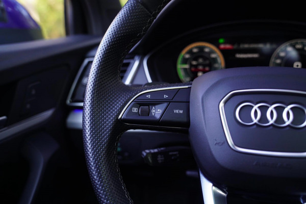 Audi Q5 Sportback 55 TFSI e S edition | Matrix | Luchtvering | Audi Drive Select | Adaptieve Cruise | 2 x S-line | Virtual | LED | Audi Q5 Sportback 55 TFSI e S edition | Matrix | Luchtvering | Audi Drive Select | Adaptieve Cruise | 2 x S-line | Virtual | LED |
