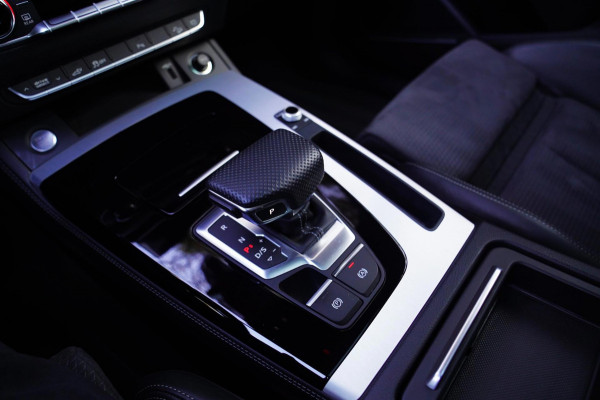 Audi Q5 Sportback 55 TFSI e S edition | Matrix | Luchtvering | Audi Drive Select | Adaptieve Cruise | 2 x S-line | Virtual | LED | Audi Q5 Sportback 55 TFSI e S edition | Matrix | Luchtvering | Audi Drive Select | Adaptieve Cruise | 2 x S-line | Virtual | LED |