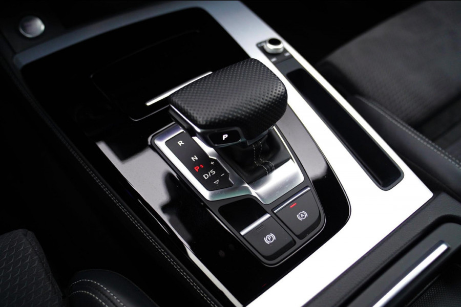 Audi Q5 Sportback 55 TFSI e S edition | Matrix | Luchtvering | Audi Drive Select | Adaptieve Cruise | 2 x S-line | Virtual | LED | Audi Q5 Sportback 55 TFSI e S edition | Matrix | Luchtvering | Audi Drive Select | Adaptieve Cruise | 2 x S-line | Virtual | LED |