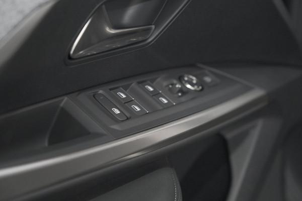 Peugeot 3008 1.2 Hybrid 145 GT | Elektrische Kofferklep | Camera | Adaptieve Cruise Control | Apple CarPlay