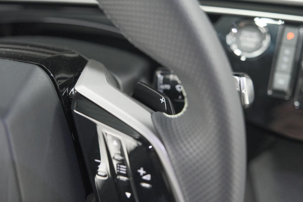 Peugeot 3008 1.2 Hybrid 145 GT | Elektrische Kofferklep | Camera | Adaptieve Cruise Control | Apple CarPlay