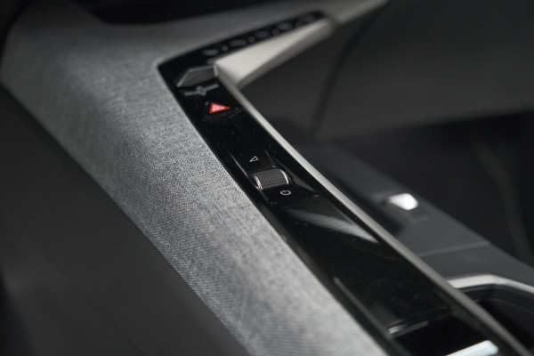 Peugeot 3008 1.2 Hybrid 145 GT | Elektrische Kofferklep | Camera | Adaptieve Cruise Control | Apple CarPlay