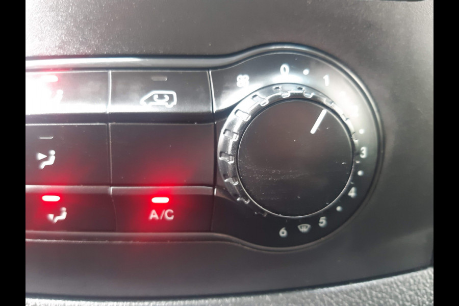 Mercedes-Benz eVito eVito Lang 41 kWh Airco Achteruitrijcamera , Verwarmde stoel