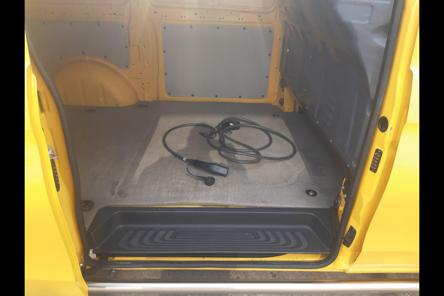 Mercedes-Benz eVito eVito Lang 41 kWh Airco Achteruitrijcamera , Verwarmde stoel