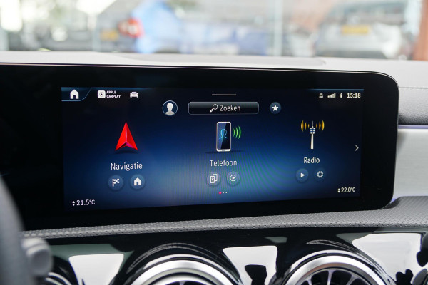 Mercedes-Benz CLA-Klasse Shooting Brake 180 AMG Line + 360° CAMERA / HEAD-UP / BURMESTER / MEMORY
