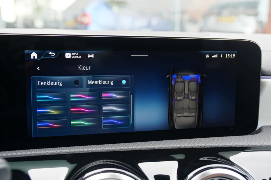 Mercedes-Benz CLA-Klasse Shooting Brake 180 AMG Line + 360° CAMERA / HEAD-UP / BURMESTER / MEMORY