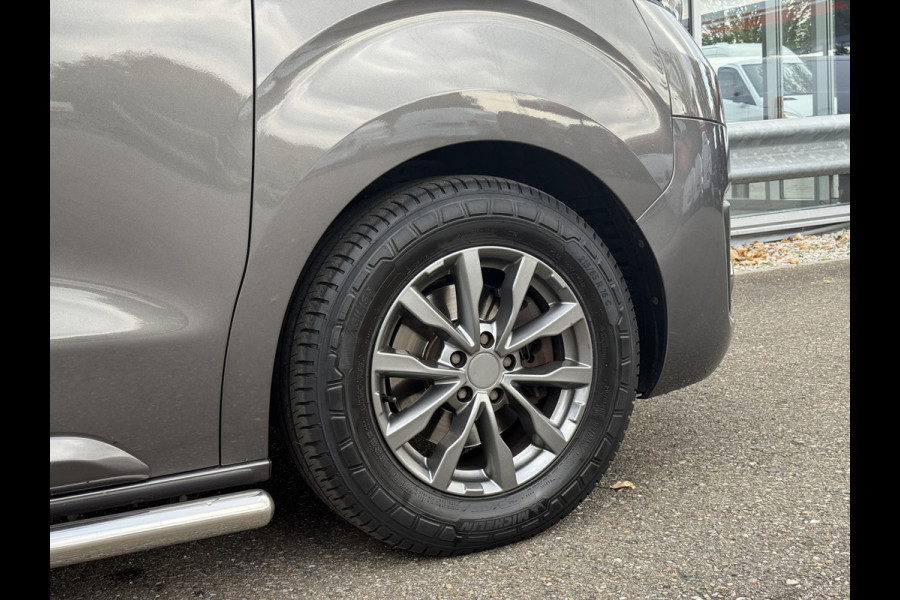 Toyota ProAce Worker 2.0 D-4D Professional Long DC | NL-auto | 2x Schuifd. | Navi | Keyless |