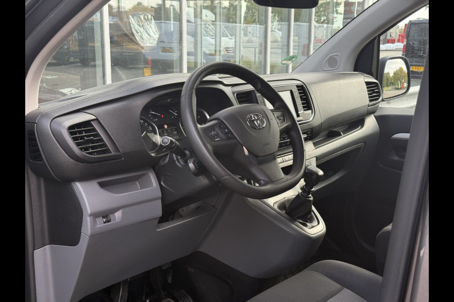 Toyota ProAce Worker 2.0 D-4D Professional Long DC | NL-auto | 2x Schuifd. | Navi | Keyless |