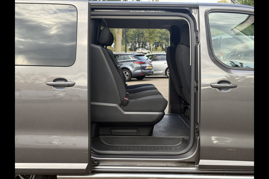Toyota ProAce Worker 2.0 D-4D Professional Long DC | NL-auto | 2x Schuifd. | Navi | Keyless |