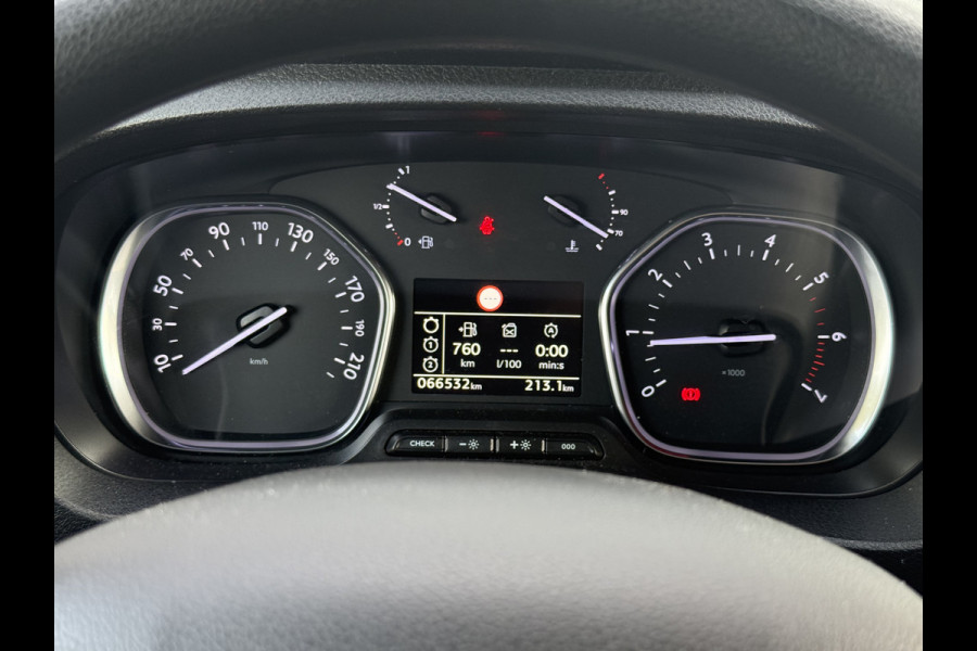 Toyota ProAce Worker 2.0 D-4D Professional Long DC | NL-auto | 2x Schuifd. | Navi | Keyless |