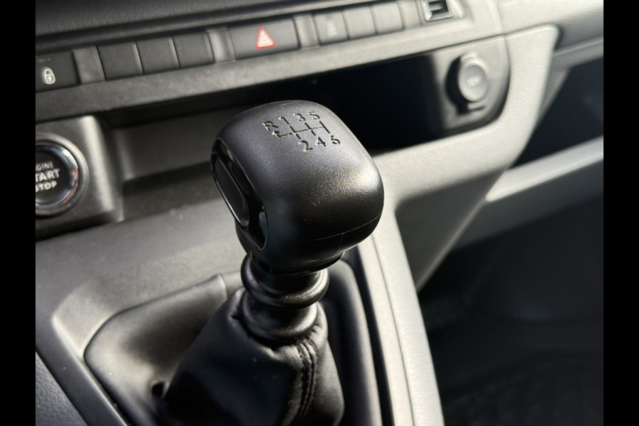 Toyota ProAce Worker 2.0 D-4D Professional Long DC | NL-auto | 2x Schuifd. | Navi | Keyless |